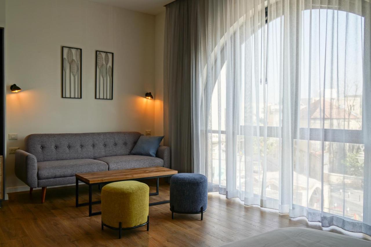 Apartique Hotel Baitulmaqdis Luaran gambar