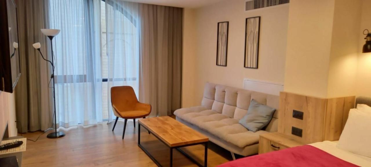 Apartique Hotel Baitulmaqdis Luaran gambar